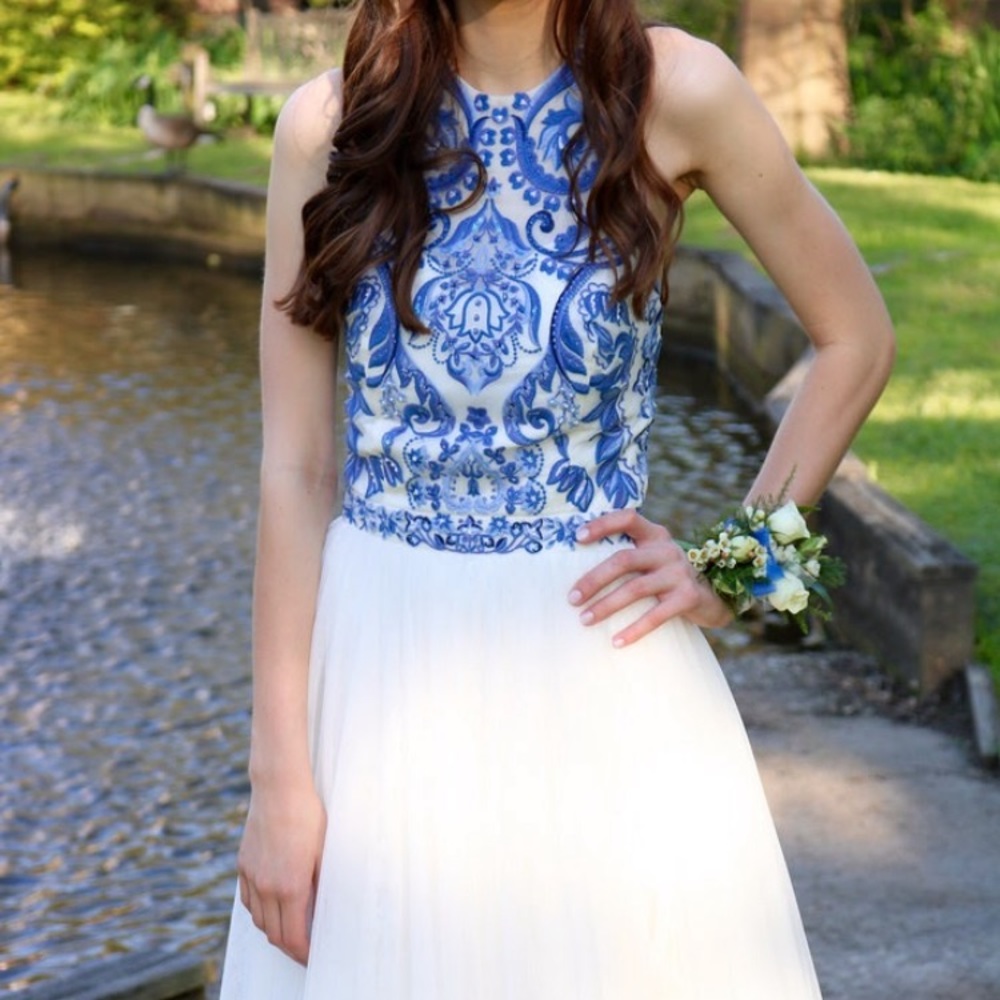 Sherri Hill gown!